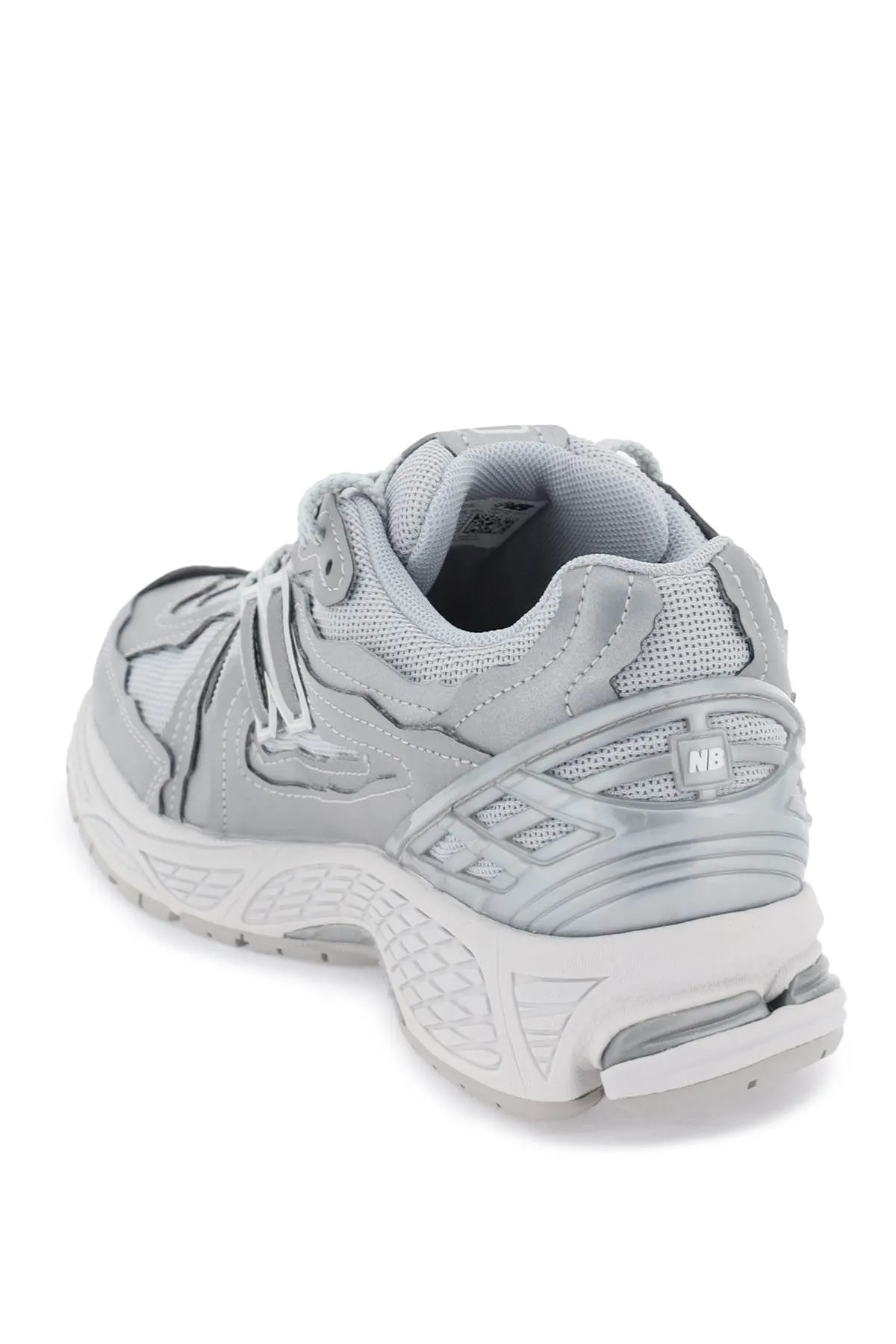 1906dh sneakers