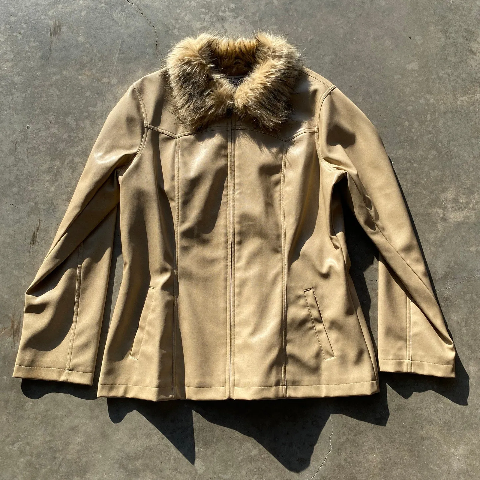 1990s Faux Fur Jacket Women’s Zip Up Western Style Tan Coat Sz XLarge BB Dakota