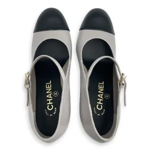 22A Runway Pearl Embellished Mary Janes Pumps 37.5C Multi-colour Shoes in Lambskin, Gold hardware