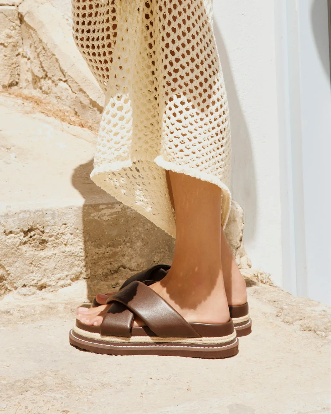 ARABEL - CHOCOLATE Suede Event Glow