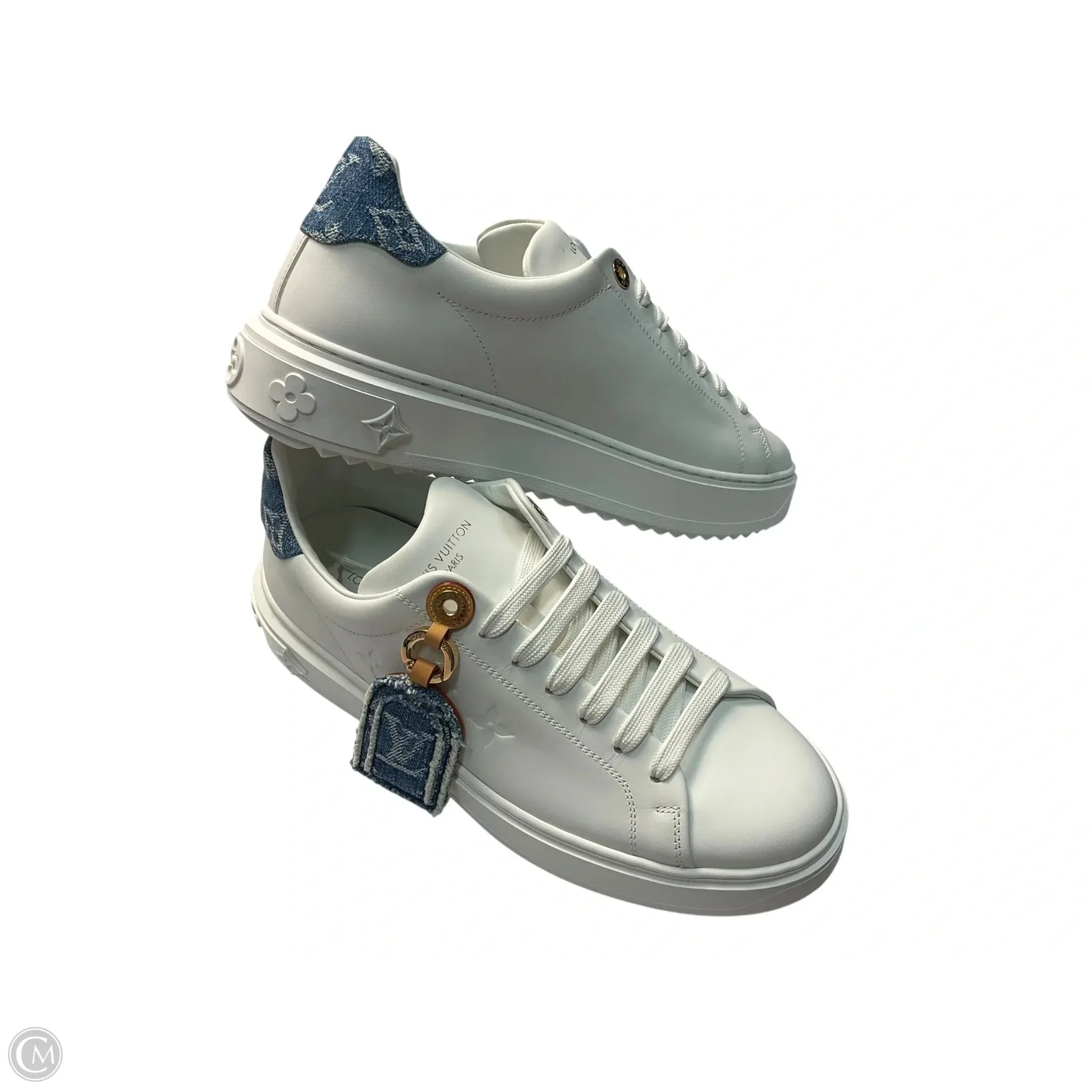 Shoes Luxury Designer By Louis Vuitton In White Denim, Size: 9 Angel Glow Lake Step