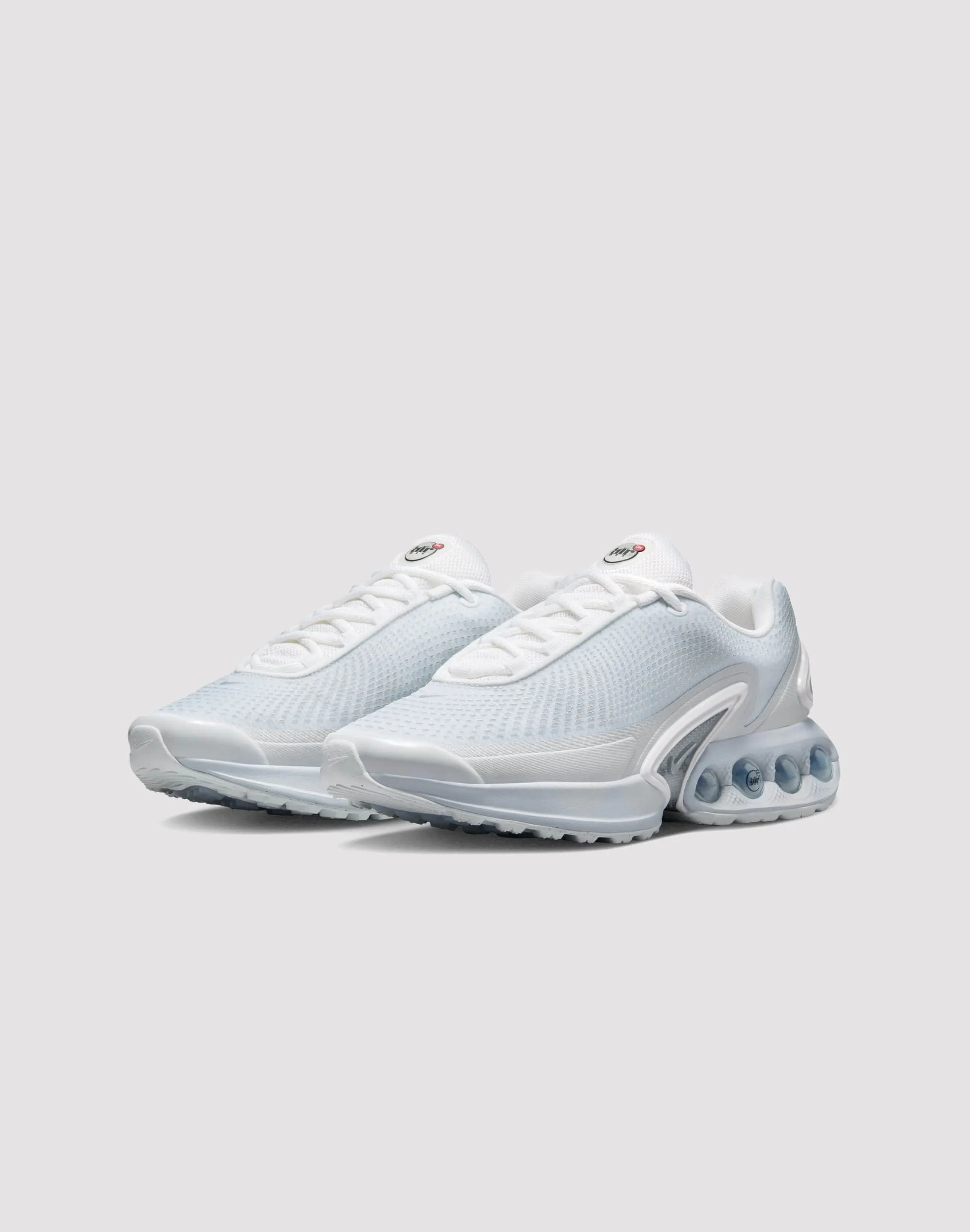 Flexible Sole Design Nike Air Max Dn White/Metallic Silver