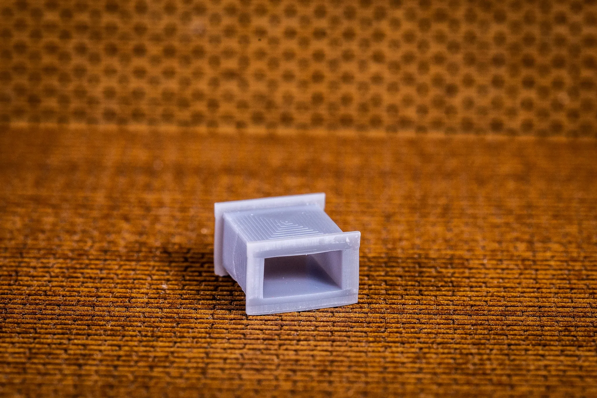 Air conditioner duct 1 section 12L 12w 8h – 10 pack – HO Scale