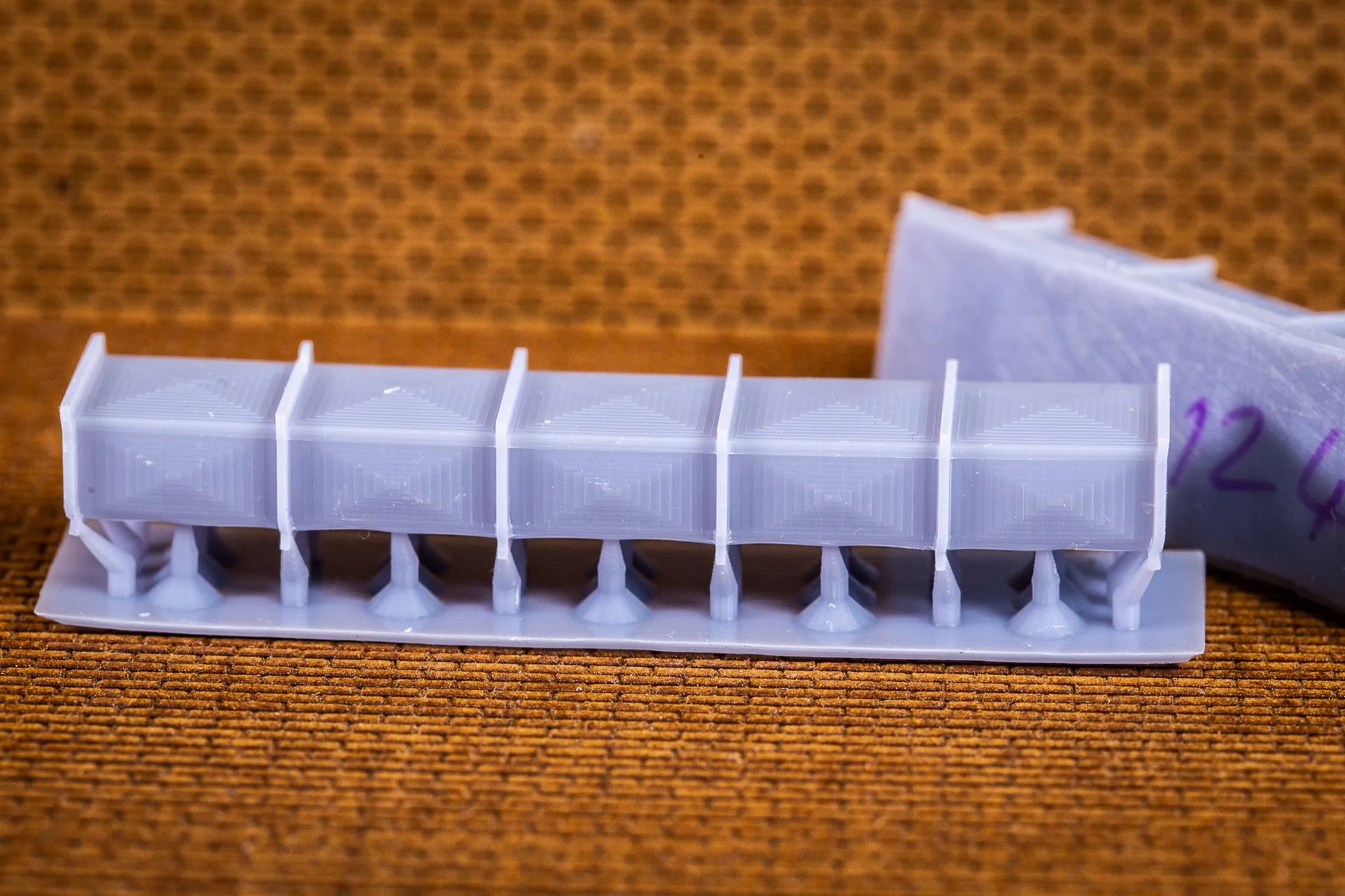 Air conditioner duct sections 12w 8h – 11 pack – HO Scale