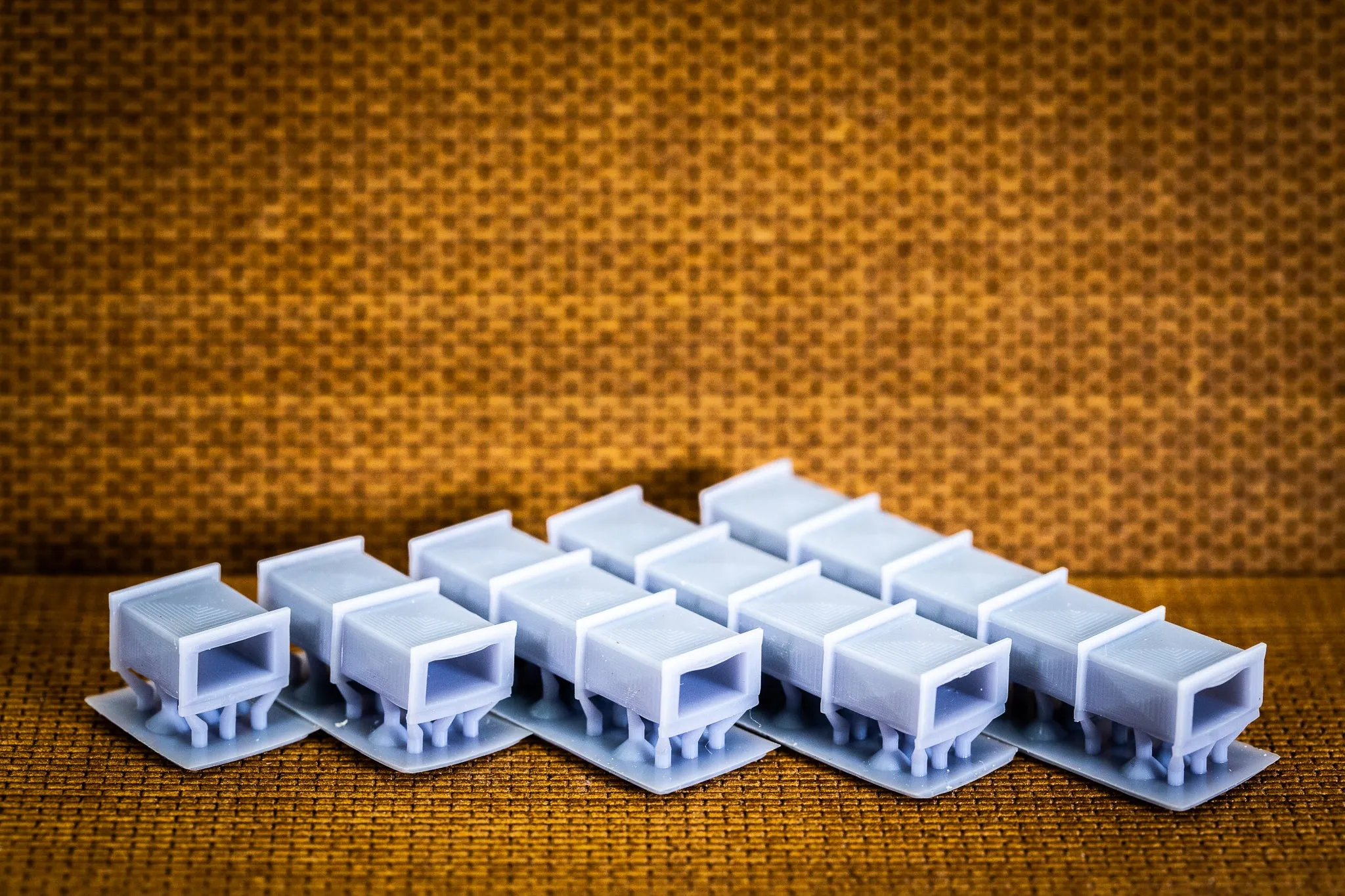 Air conditioner duct sections 12w 8h – 11 pack – HO Scale