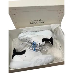 Reinforced Heel Stabilizer Match All Shoes Luxury Designer By Alexander Mcqueen In White, Size: 5