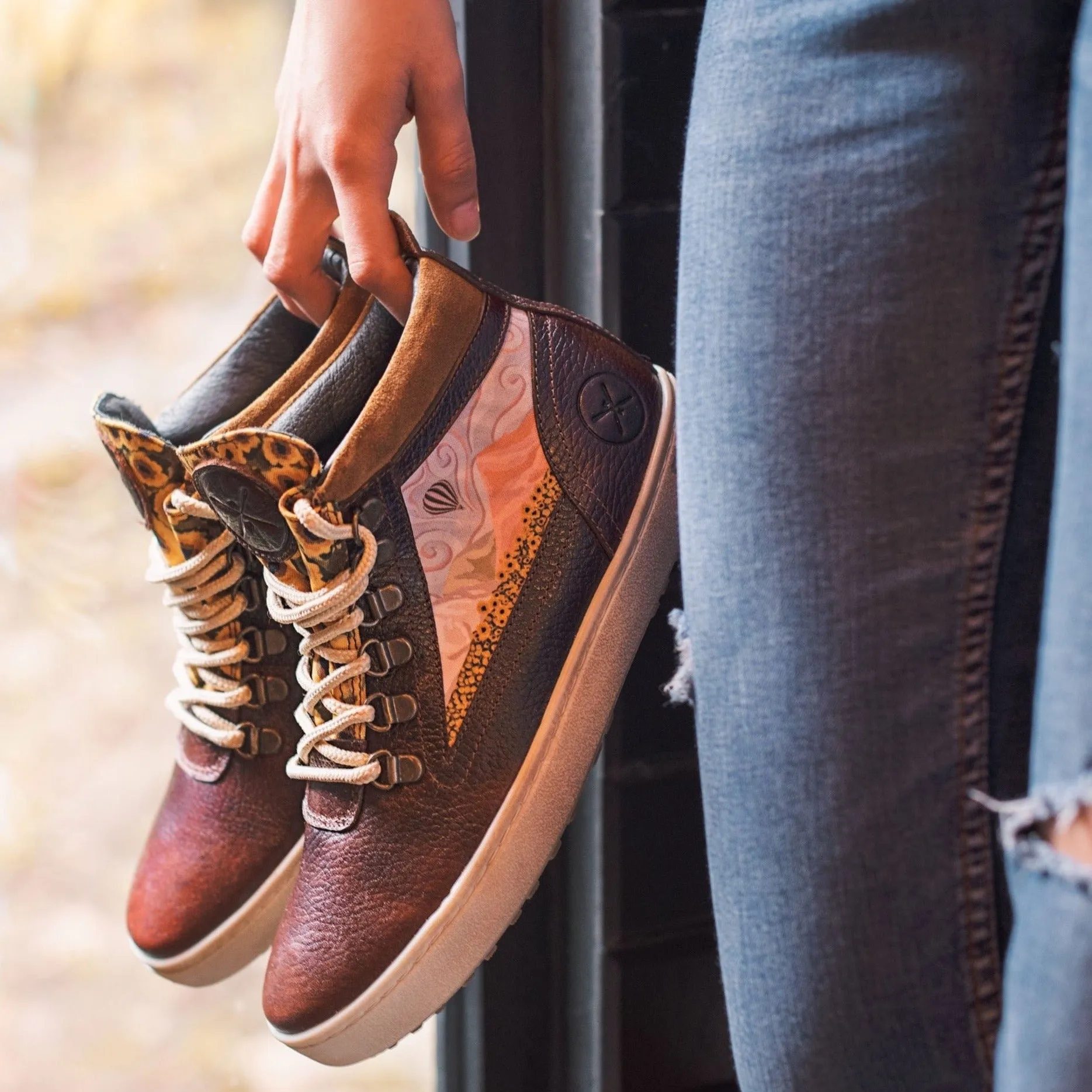 Long Haul Ray Camping Boot