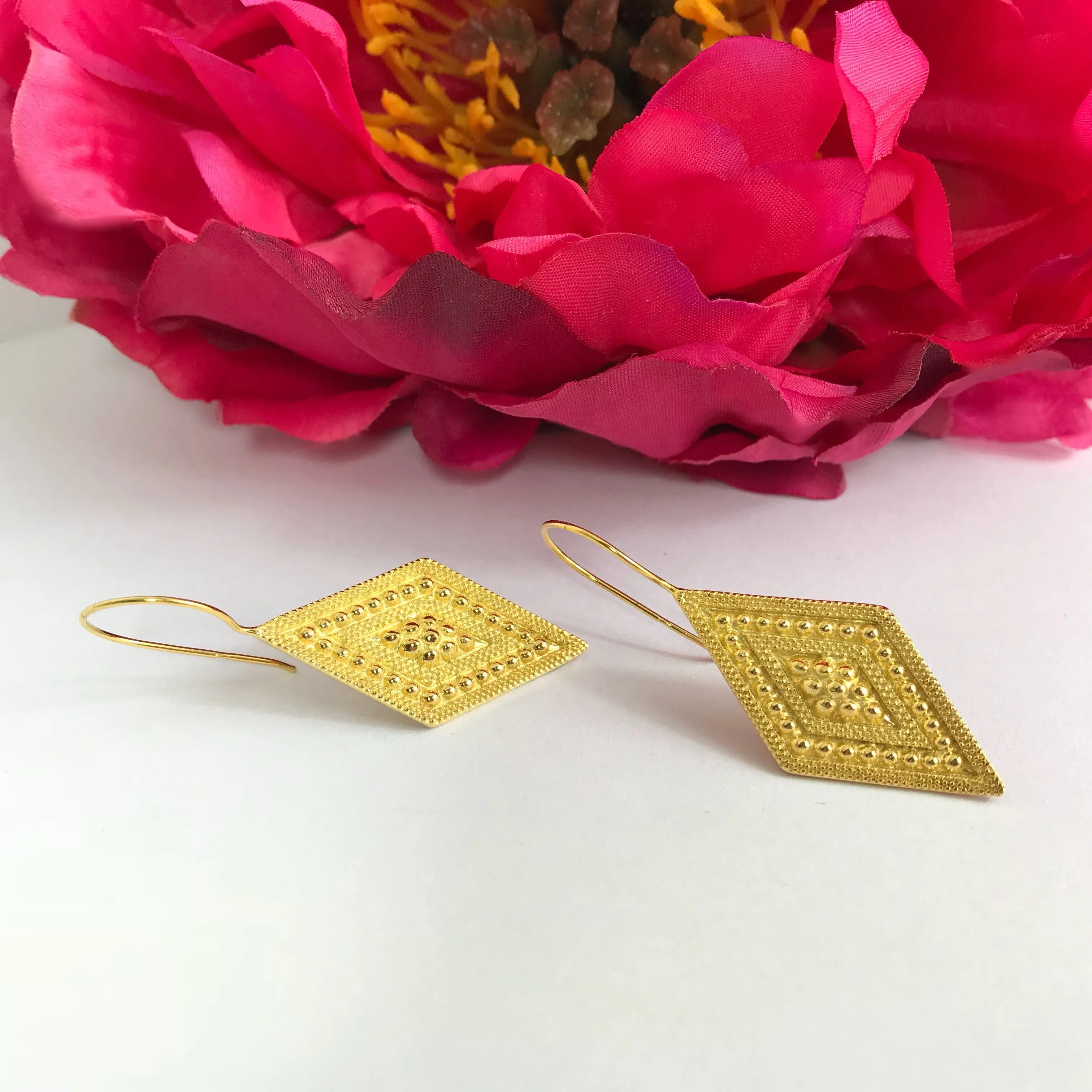 Aishwarya Earrings - VE377
