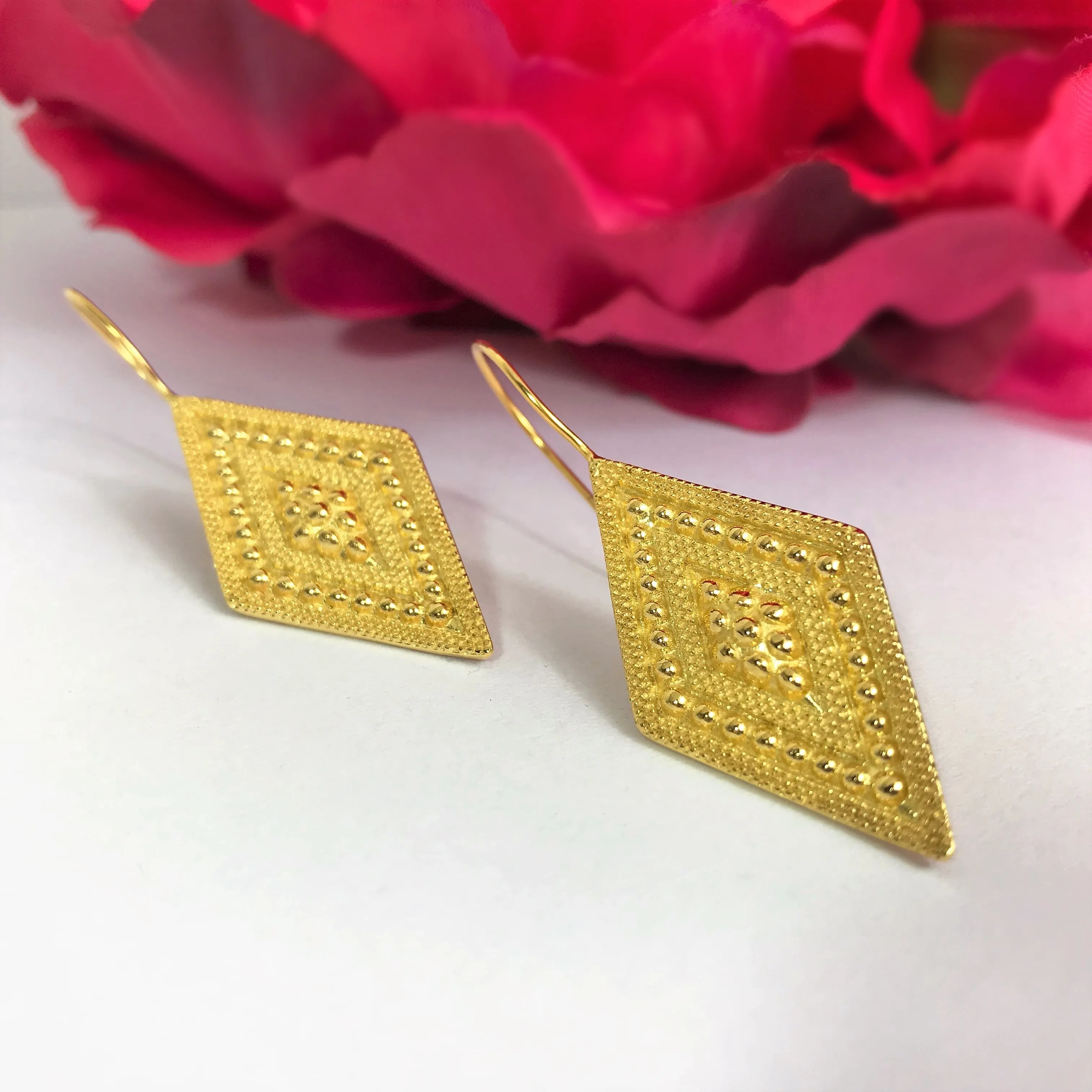 Aishwarya Earrings - VE377