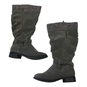 Boots Knee Flats By Torrid  Size: 9 Stable Support Night Travel