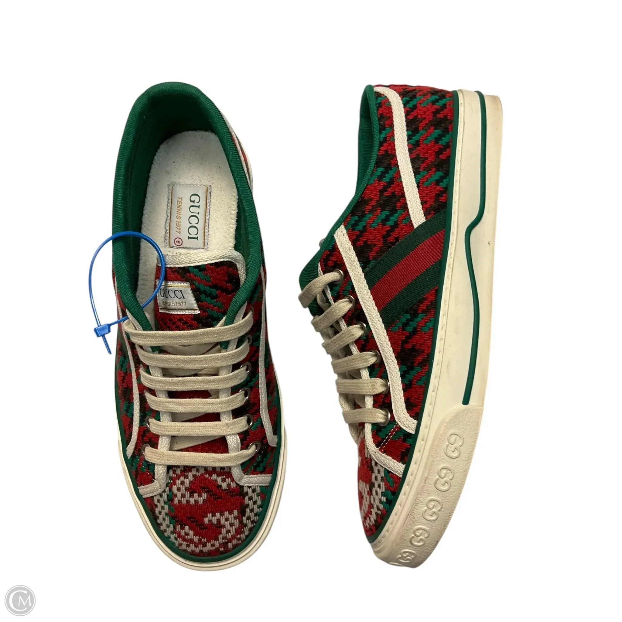Dynamic Edge Young Mood Shoes Luxury Designer By Gucci In Green & Red, Size: 6