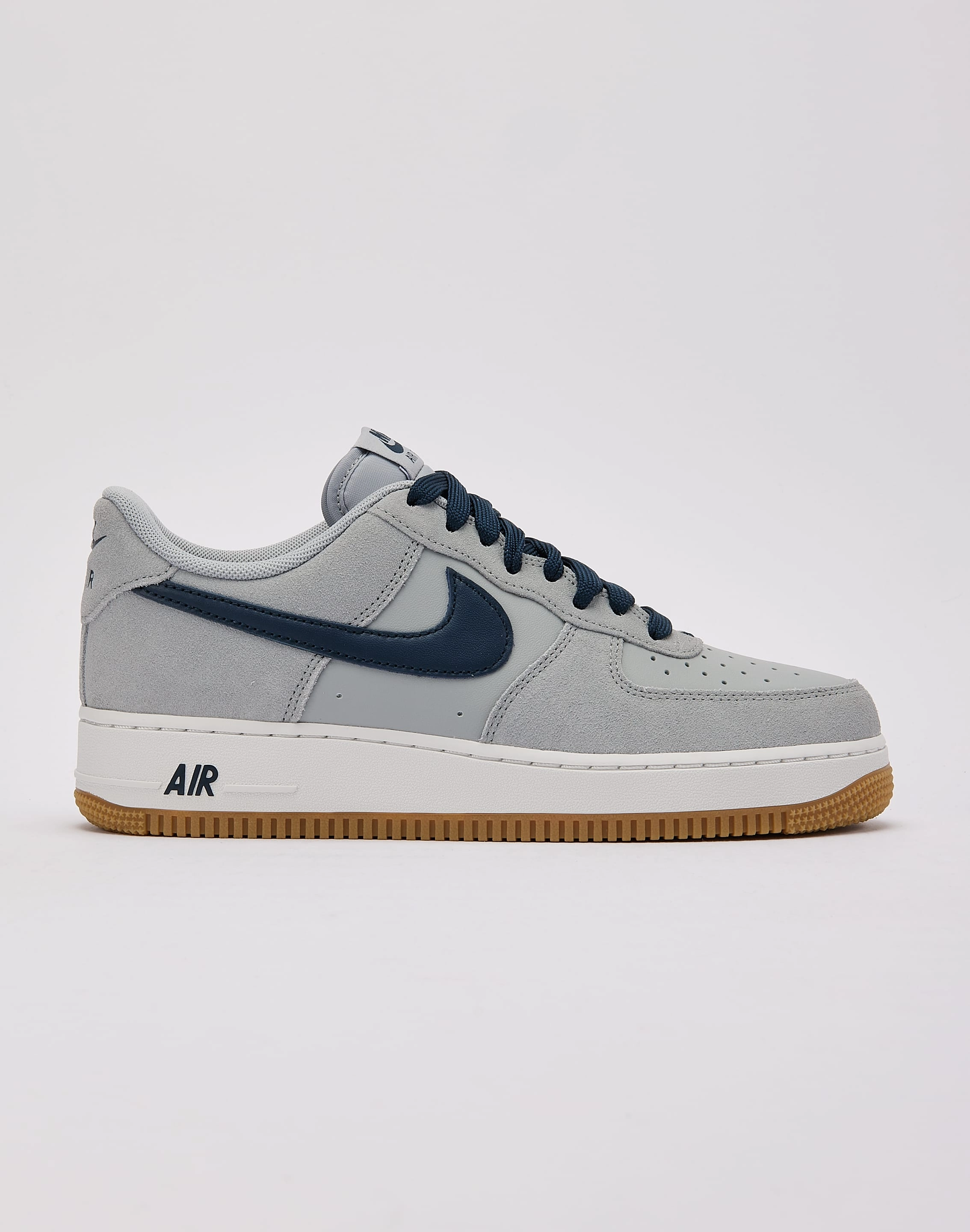 Nike Air Force 1 Low '07 LV8 group walk Proprioception Enhance