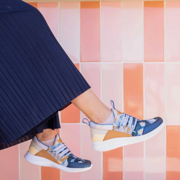 Apex Runner V.2 Fit To Move No Seam Interior