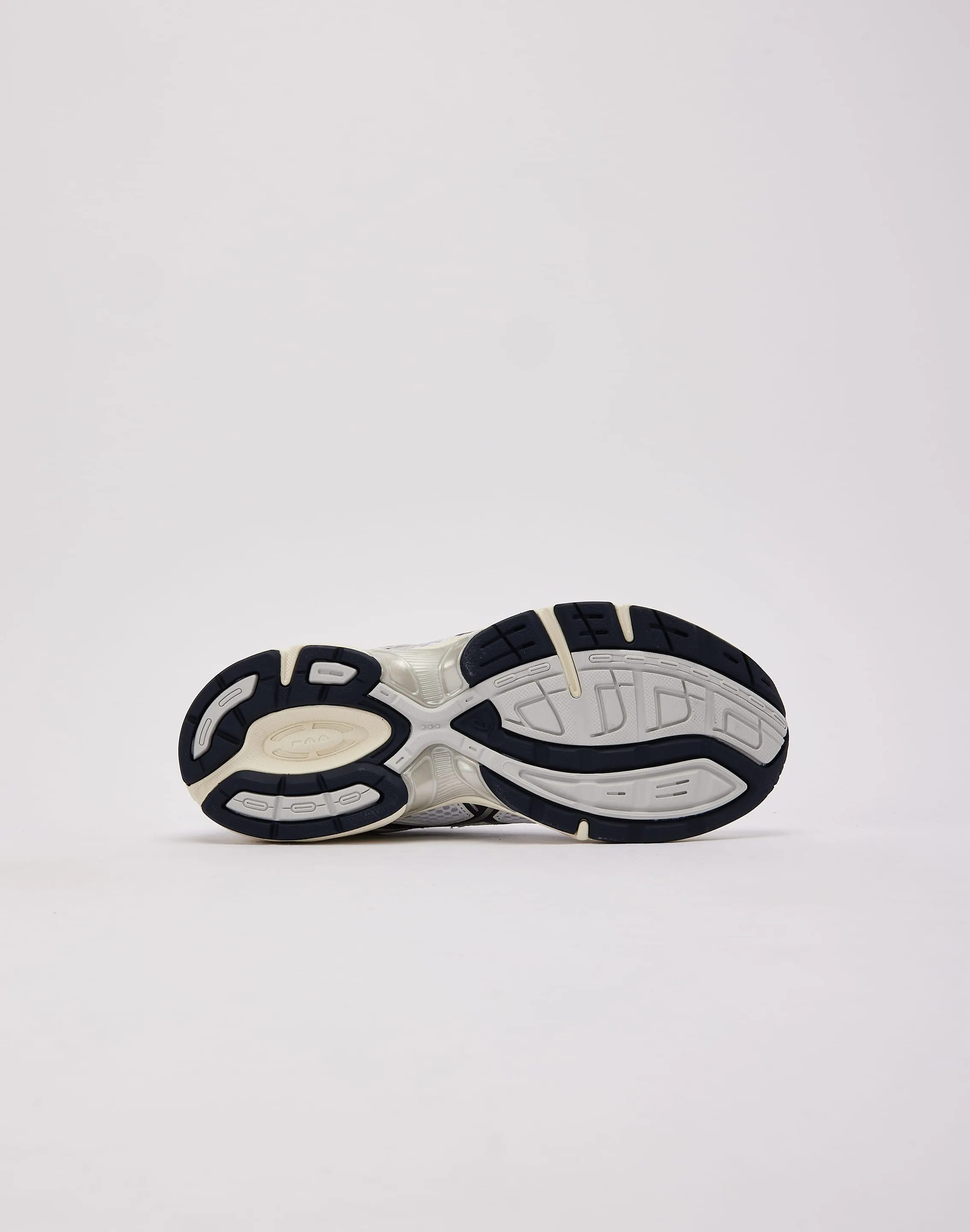 Asics GEL-1130 tapered - toe shoes Mobility Boost