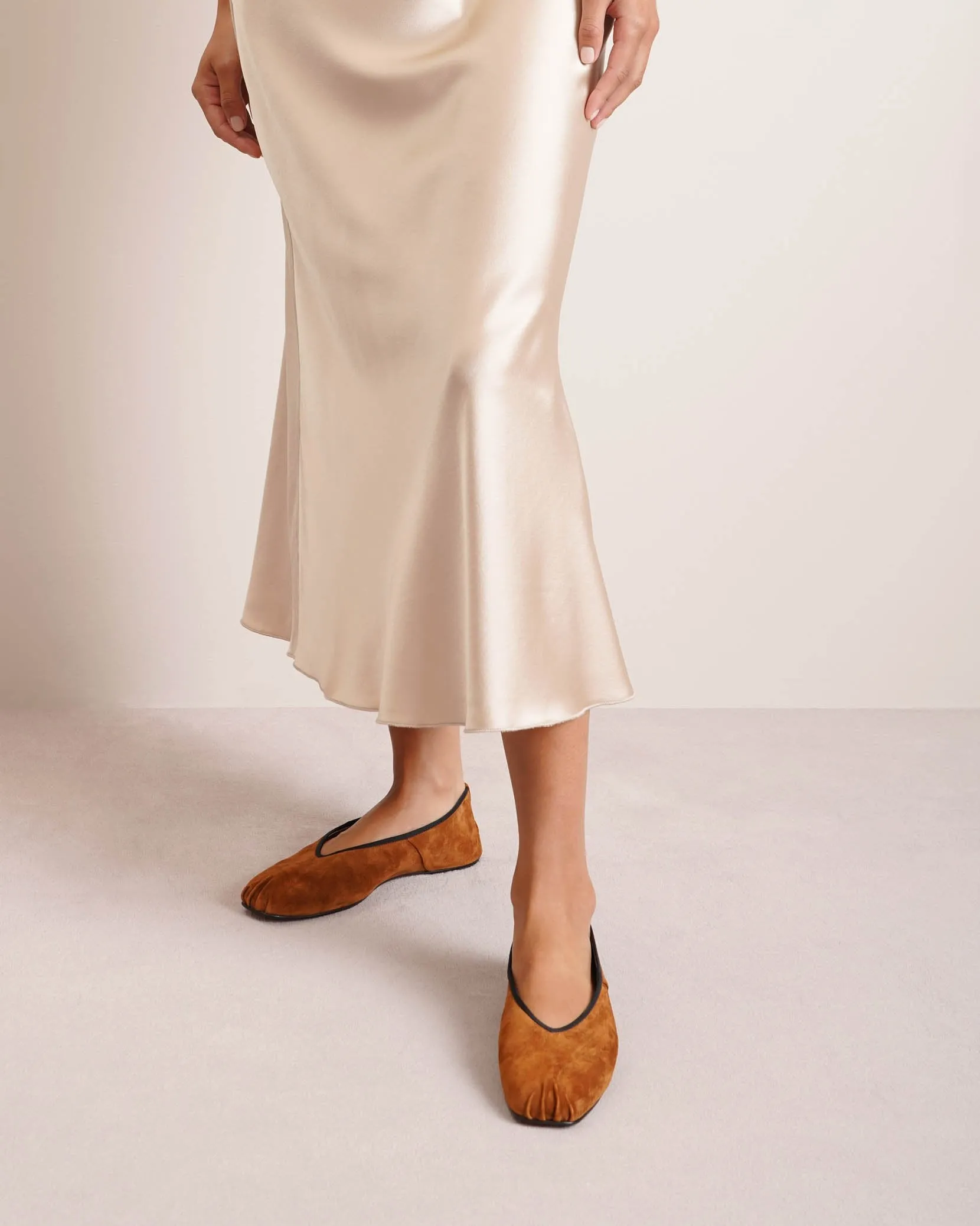 Ballet slipper brown suede