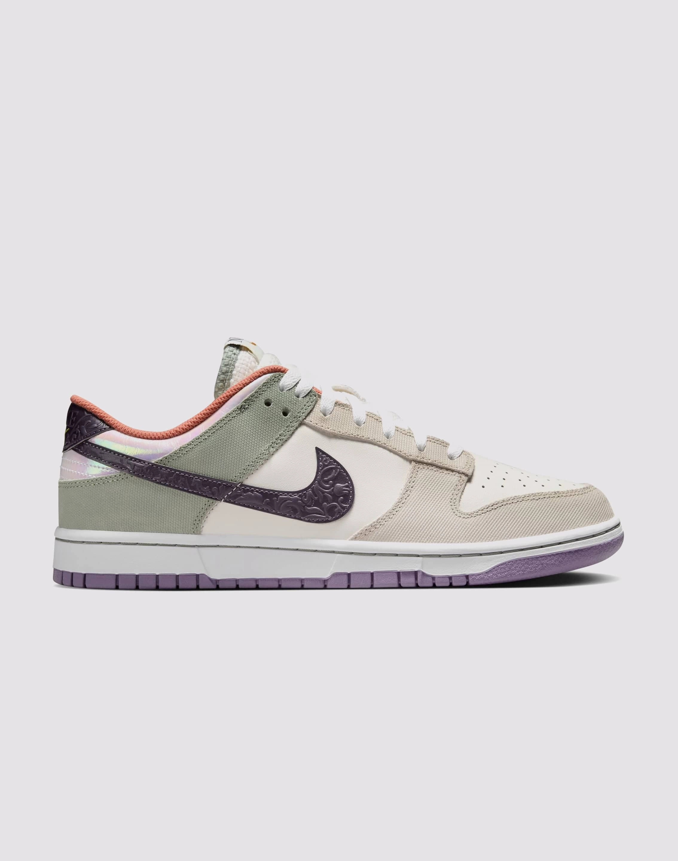 Nike Dunk Low Retro SE "NOLA" Gift Easy Kick Power