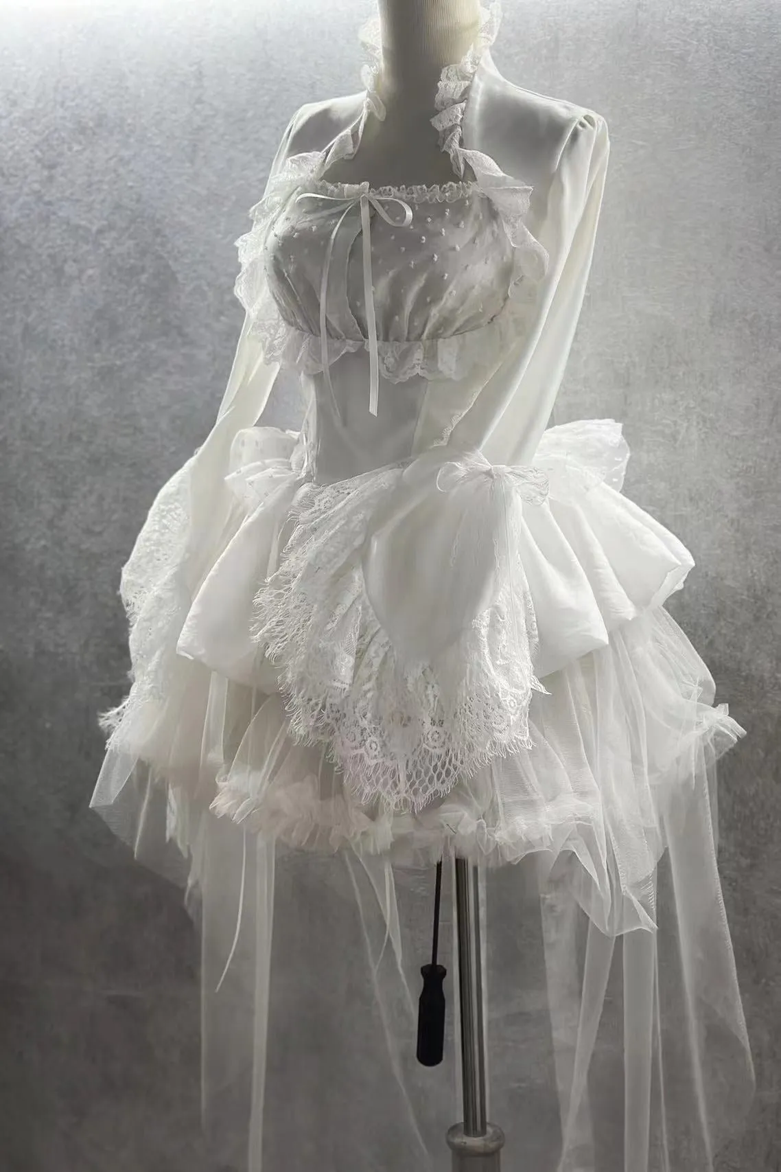 (BFM)MUSEUM~Endless Road Lucifer Gothic Dress in Black and White Color