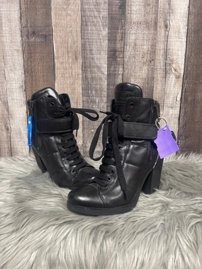 Black Boots Luxury Designer Prada, Size 6 Dynamic Flex Grooves Orthopedic Foam
