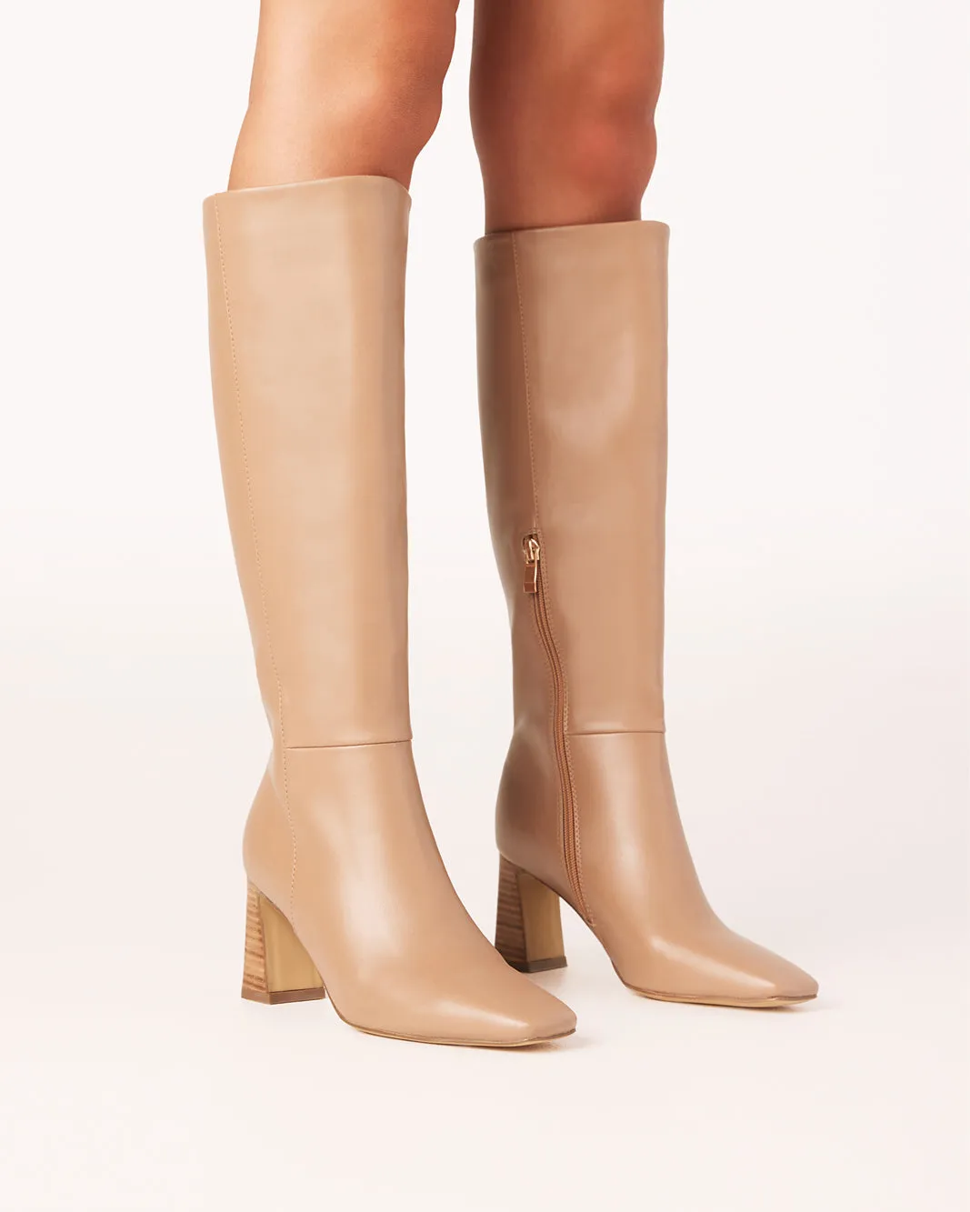 BLYTHE - ALMOND Wide fit