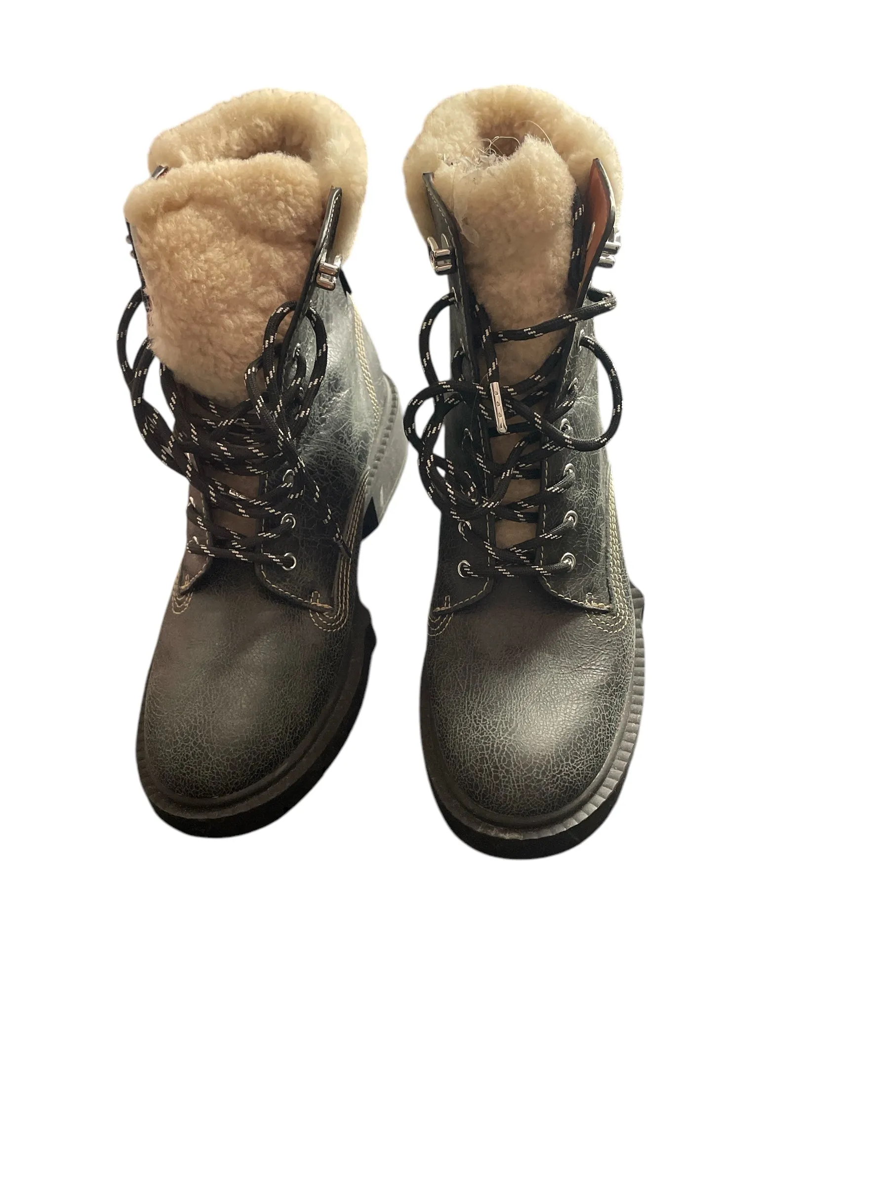 Boots Designer By Coach In Grey, Size: 7 All Day Travel Light Non Slip Wellness Seekers