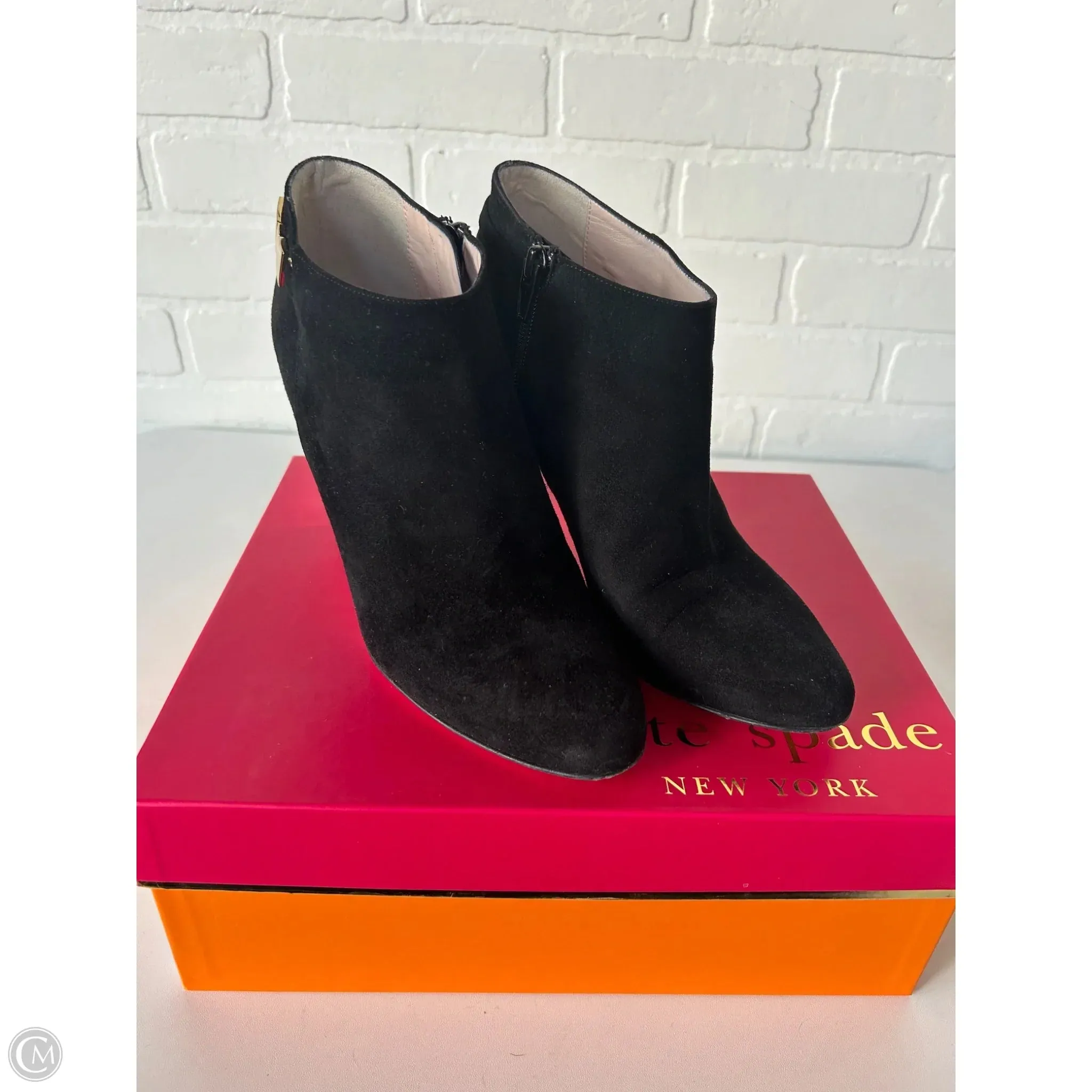 Boots Designer By Kate Spade In Black & Gold, Size: 8.5 Slim Line Fashion Edge