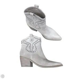 Wool Warm Boots Designer By Marc By Marc Jacobs In Tan, Size: 7.5