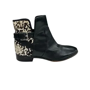 Boots Designer By Michael Kors In Black & Cream, Size:7.5 Resort Mood Day Long