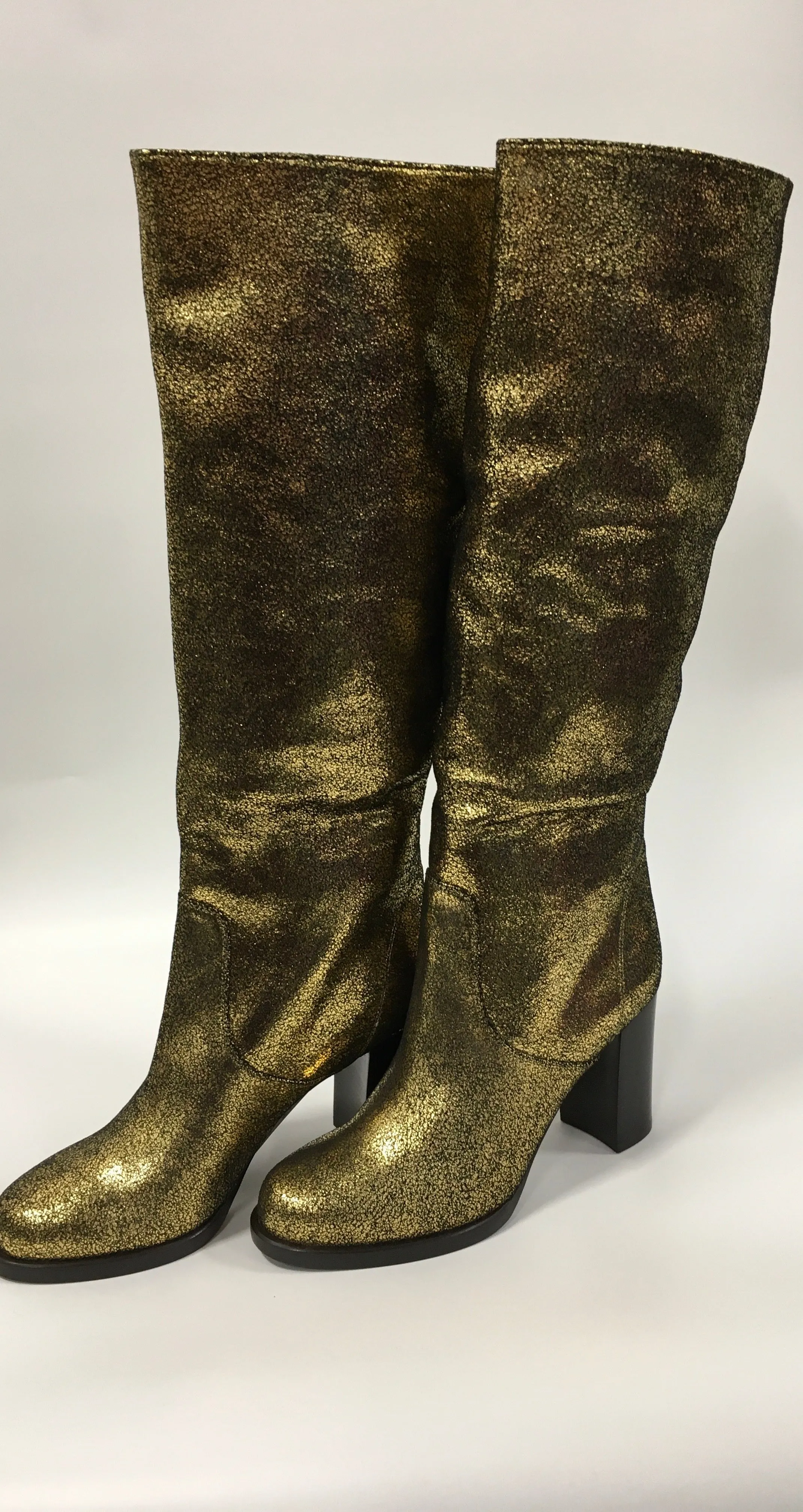 Boots Designer By Michael Kors In Gold, Size: 7.5 Classic Chic Pearl Shine