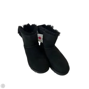 Posture aid Boots Designer By Ugg In Black, Size: 8