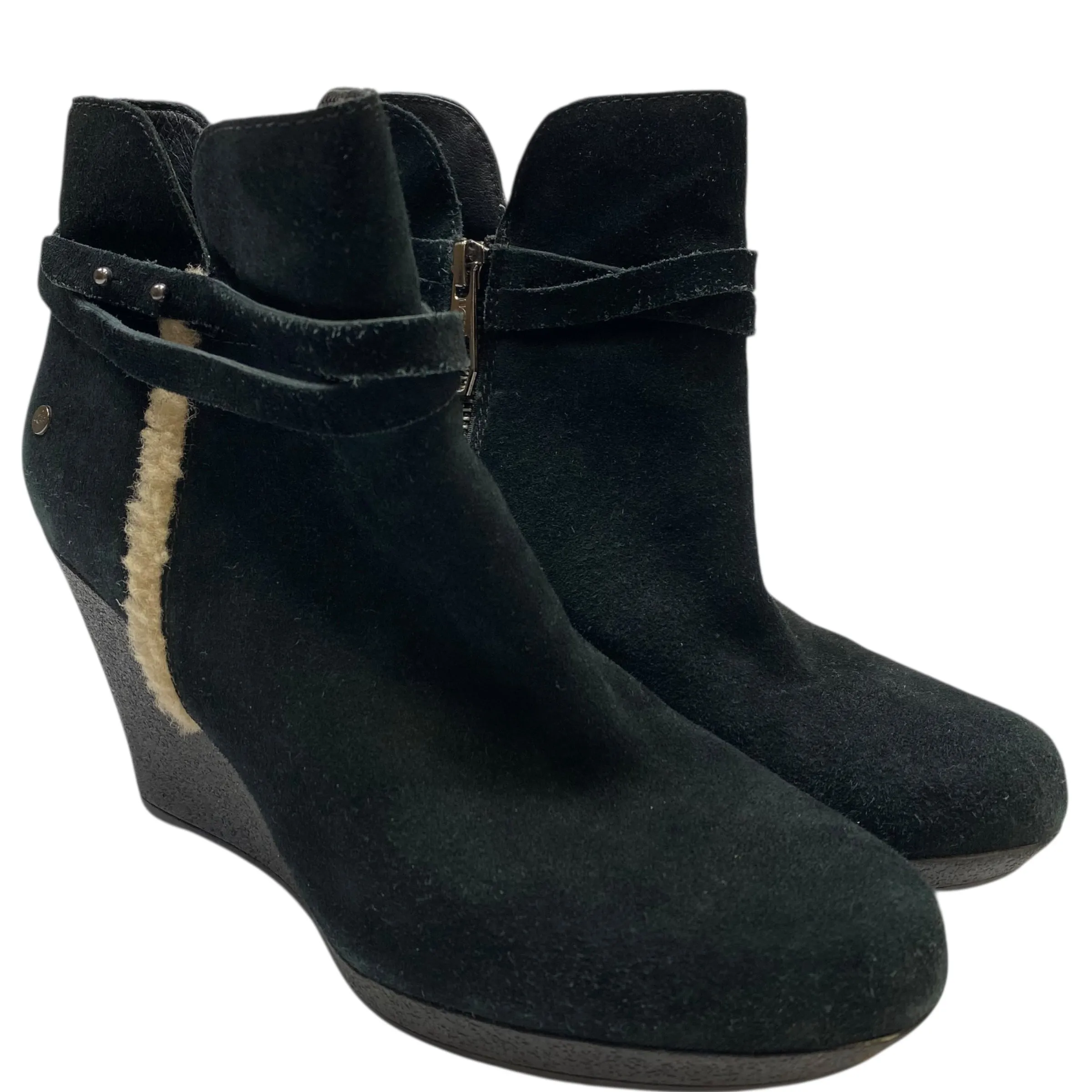 Wear Resistant Outsole Boots Designer By Ugg In Black, Size:6