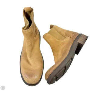 Everyday Silent Walk Boots Designer By Ugg In Brown, Size: 5.5