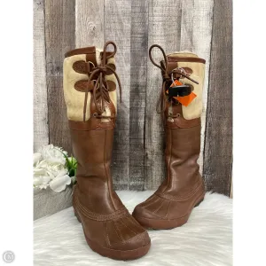 Seamless Fit Work Commute Stone Gray Boots Designer By Ugg In Brown, Size: 6.5