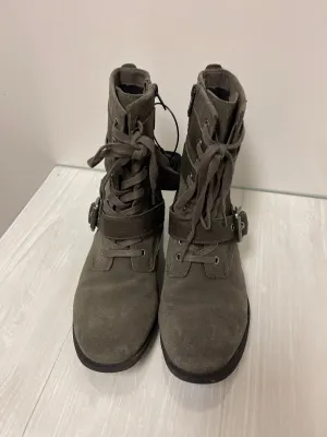 Boots Designer By Ugg In Grey, Size: 6 Classic Base