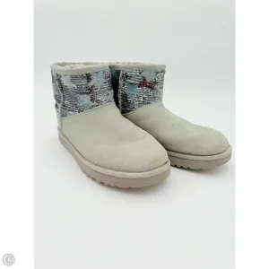 Boots Designer By Ugg In Grey, Size: 9 Natural Fiber Lining
