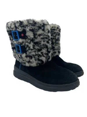 Boots Designer By Ugg  Size: 7 Urban Walk