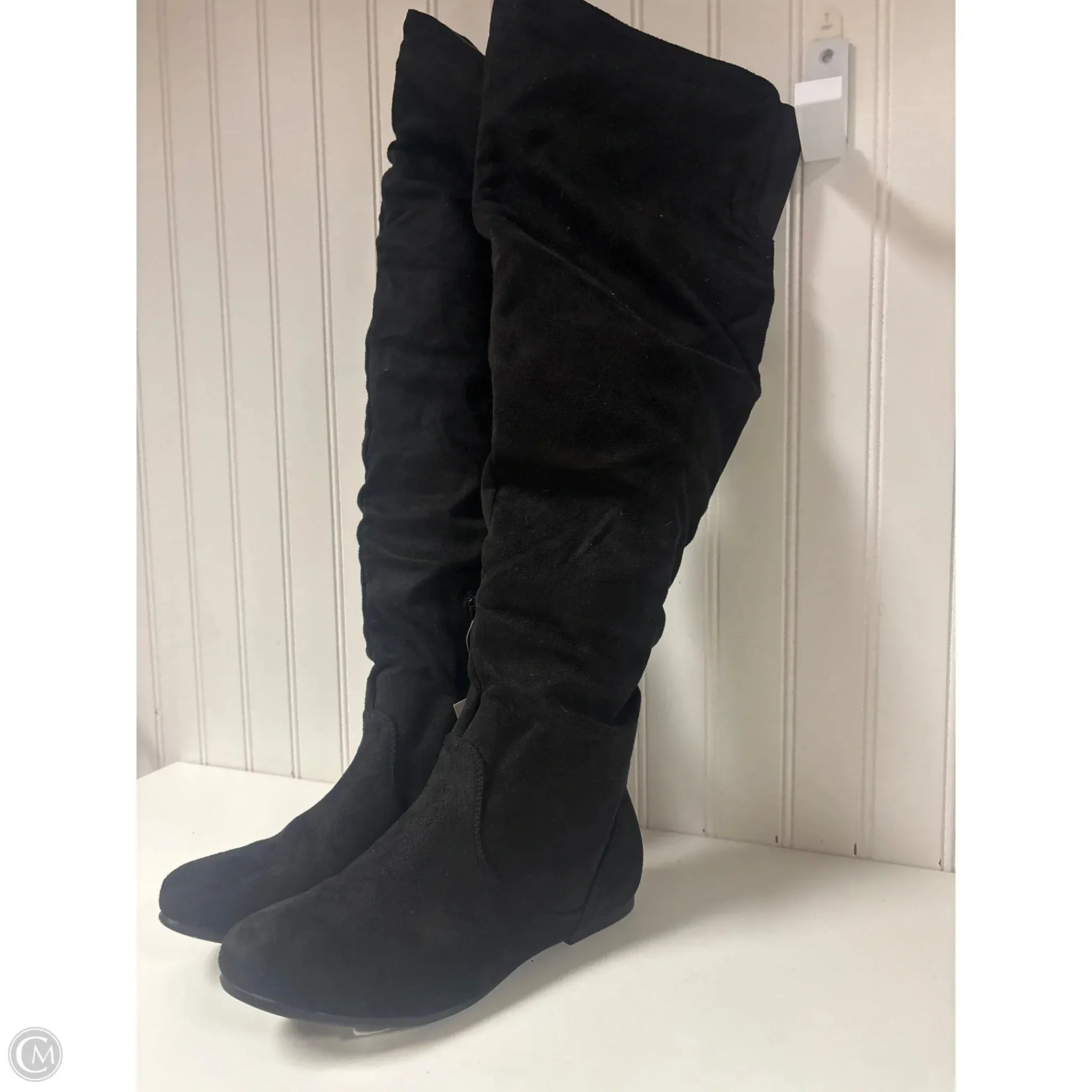 portable Boots Knee Flats By Clothes Mentor In Black, Size: 8.5