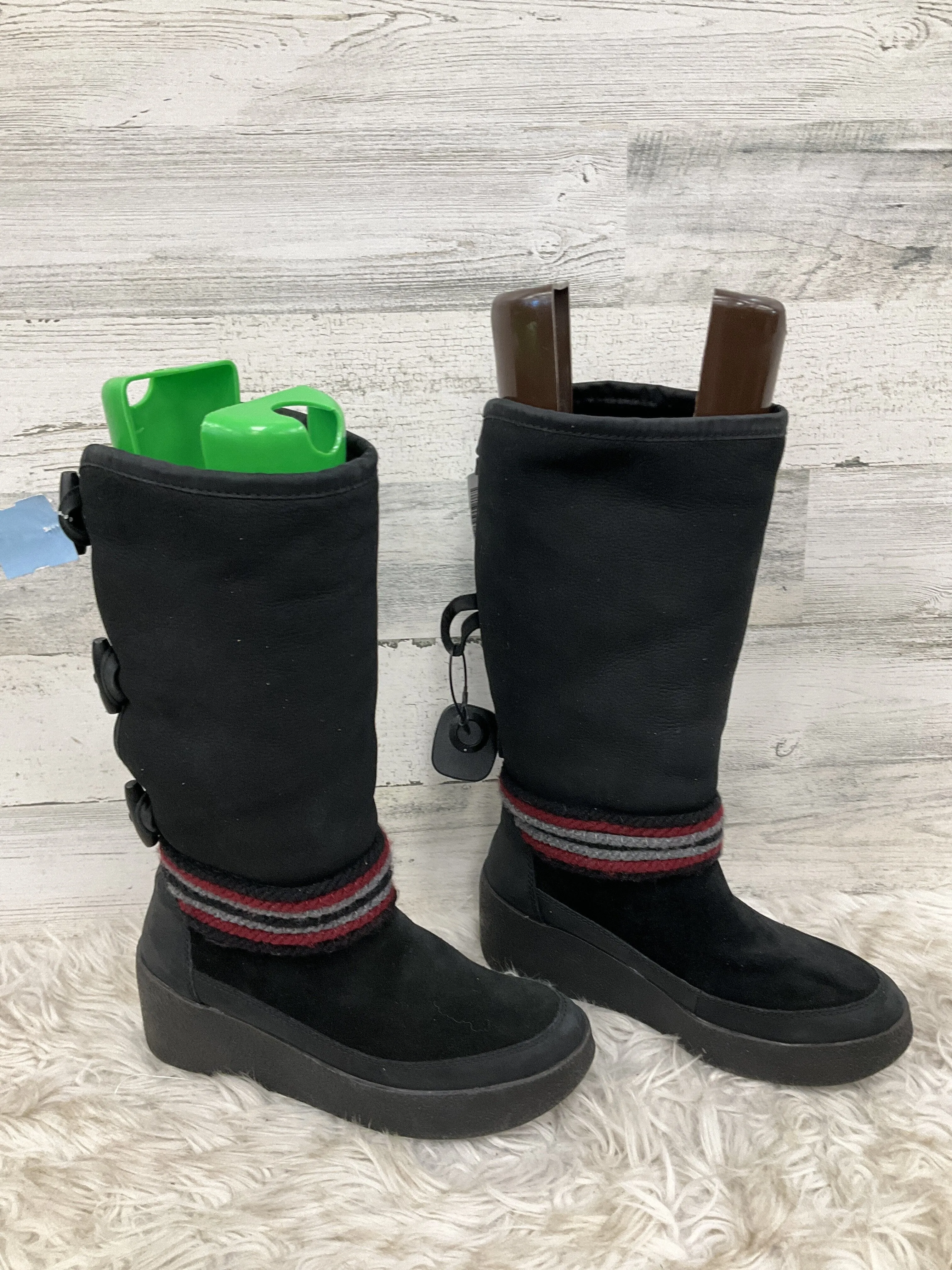 Boots Knee Flats By Clothes Mentor  Size: 8 Comfort footbed Thermal Core Hiking Trails