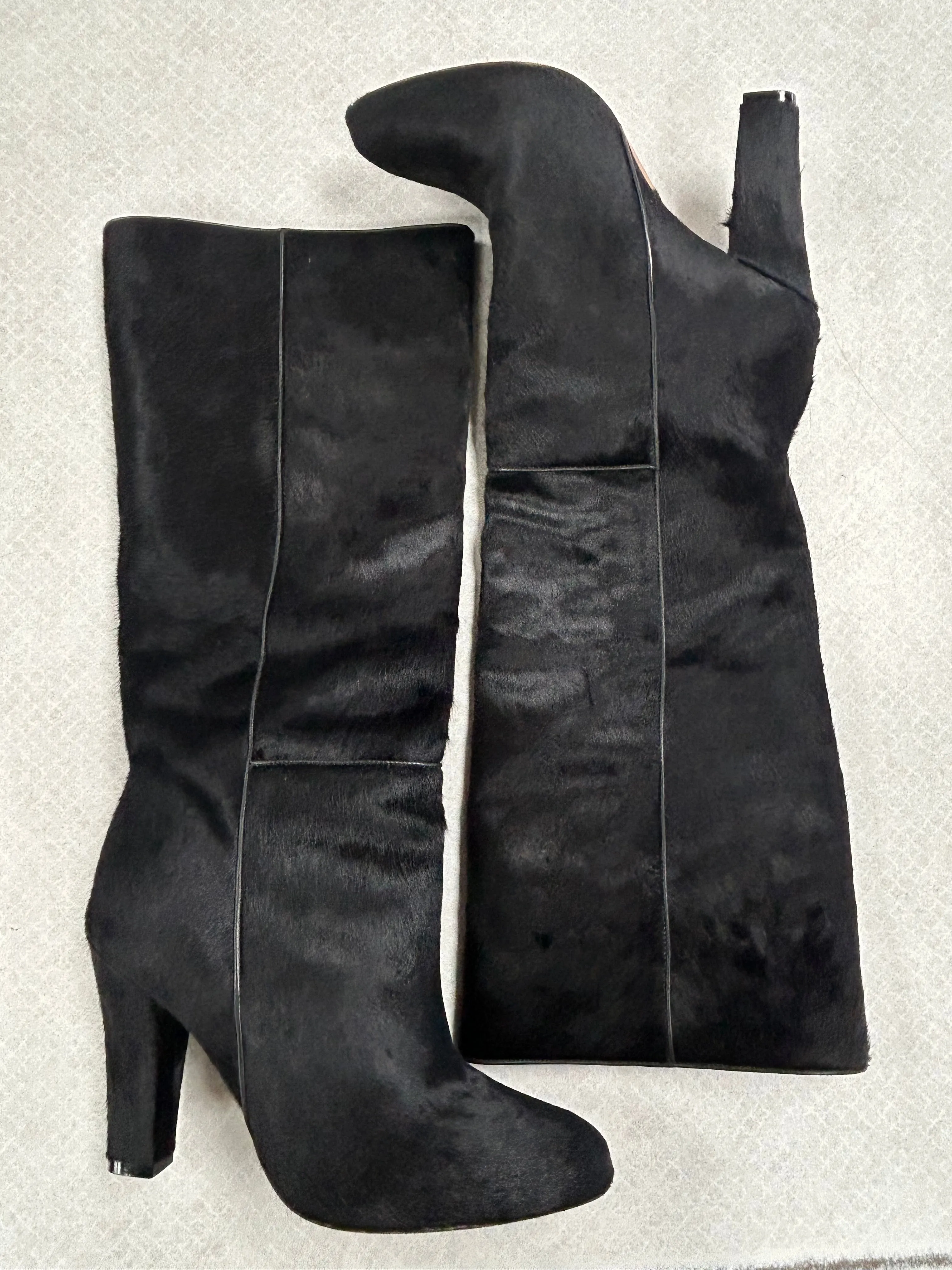 Quick Drying Hiking Trails Flex Groove Design Boots Knee Heels By Alexandre Birman In Black, Size: 10.5