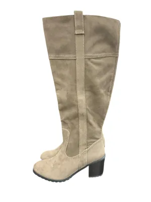 Premium Leather Upgrade Boots Knee Heels By Lane Bryant In Taupe, Size: 9