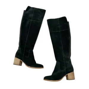 Boots Knee Heels By Marc Fisher In Black, Size: 7 Comfort Lining Snowy Path Summer Hike