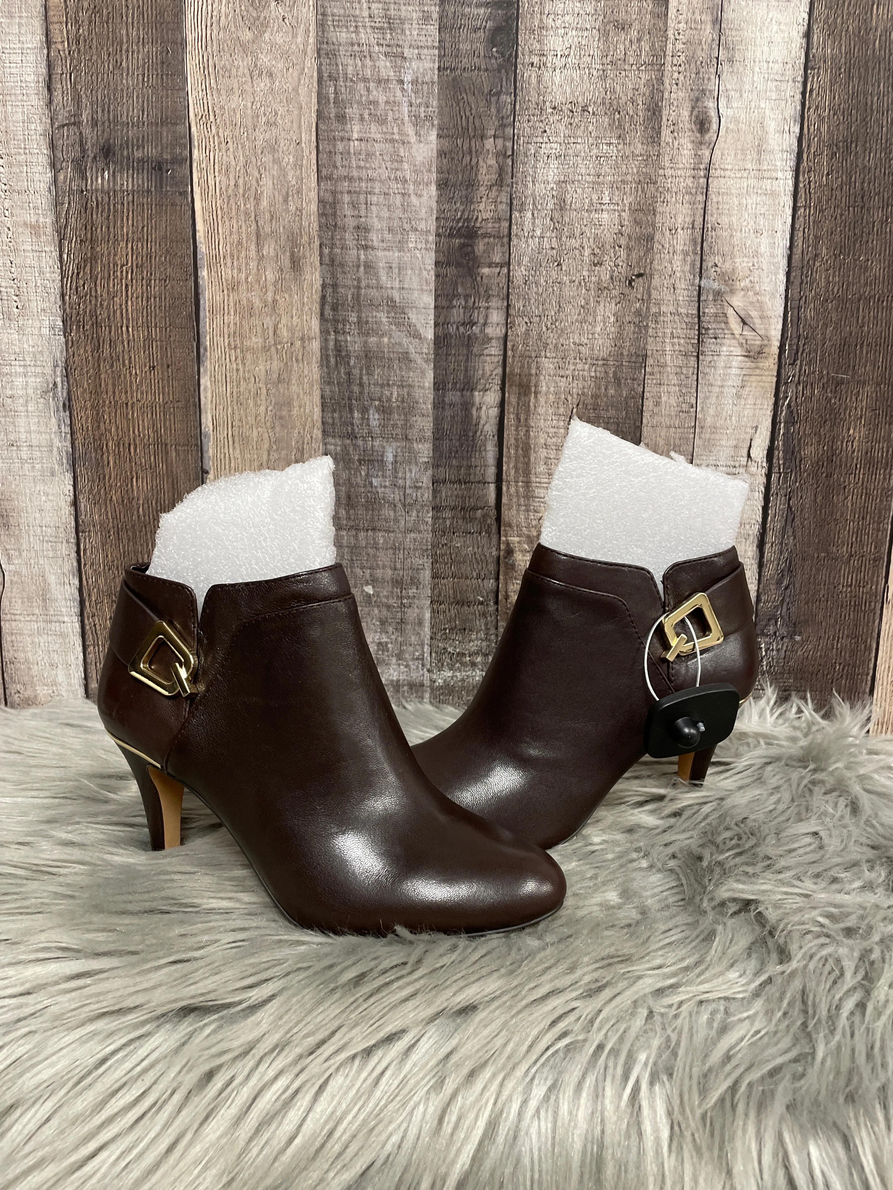 Boots Knee Heels By Vince Camuto In Brown, Size: 6 Active Use