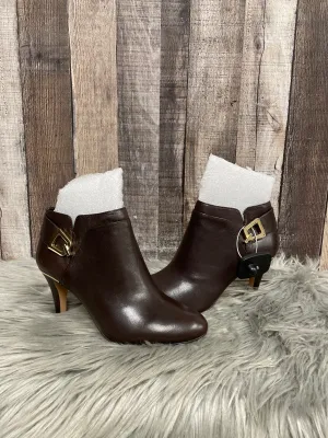Boots Knee Heels By Vince Camuto In Brown, Size: 6 Active Use