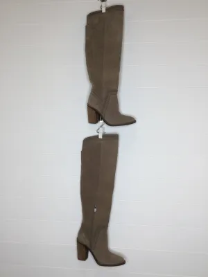 Thermal Core Weekend Wanderer Boots Knee Heels By Vince Camuto  Size: 7.5