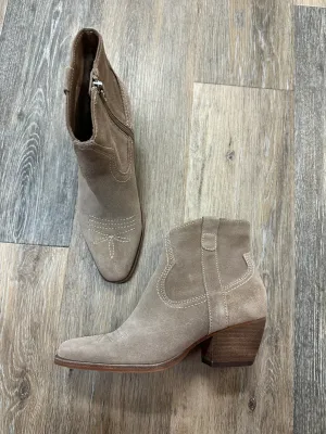 Boots Western By Dolce Vita In Taupe, Size: 6 Flexible Frame Weekend Wanderer orthopedic