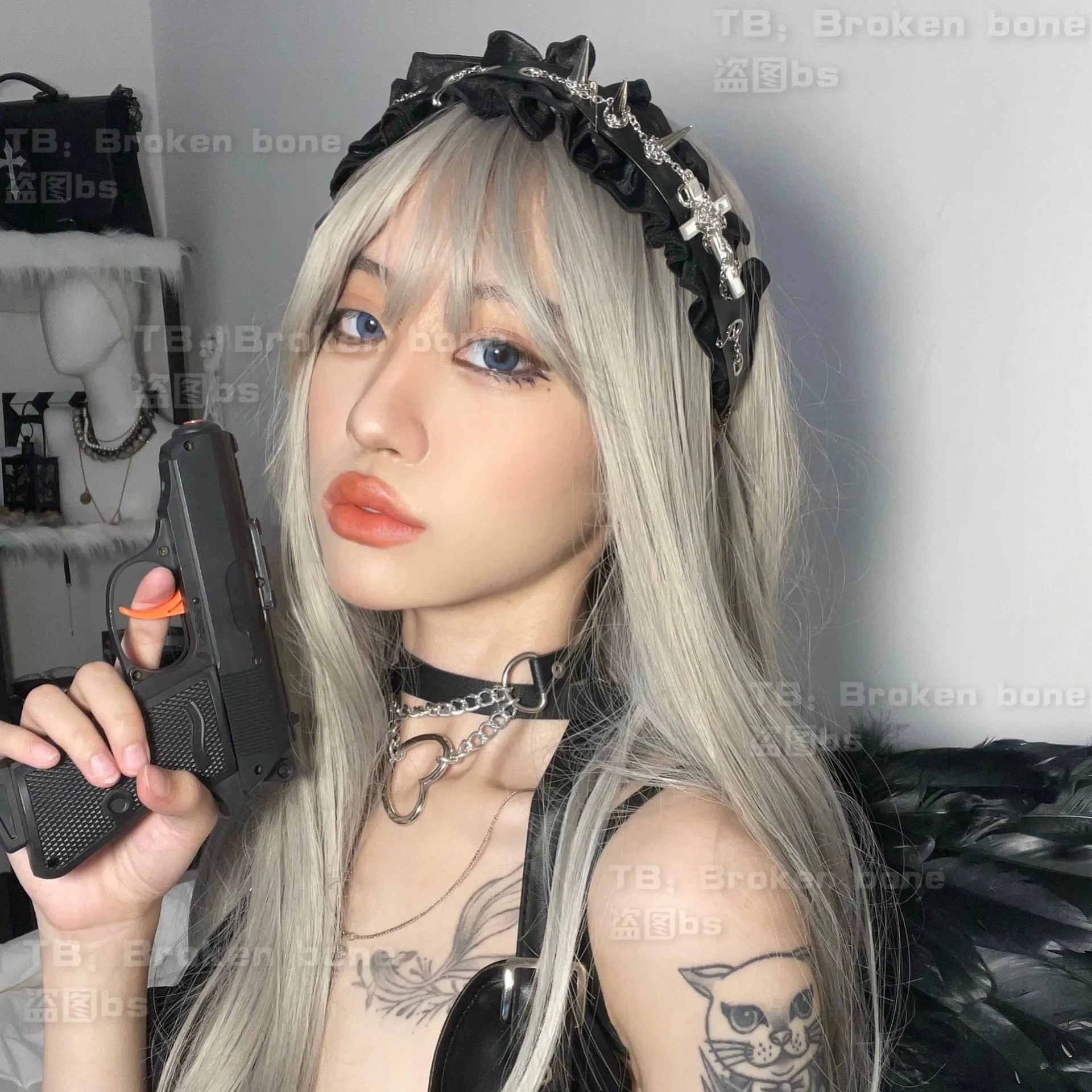 Broken Bone~Gothic Lolita Headband Black Rivet Headwear