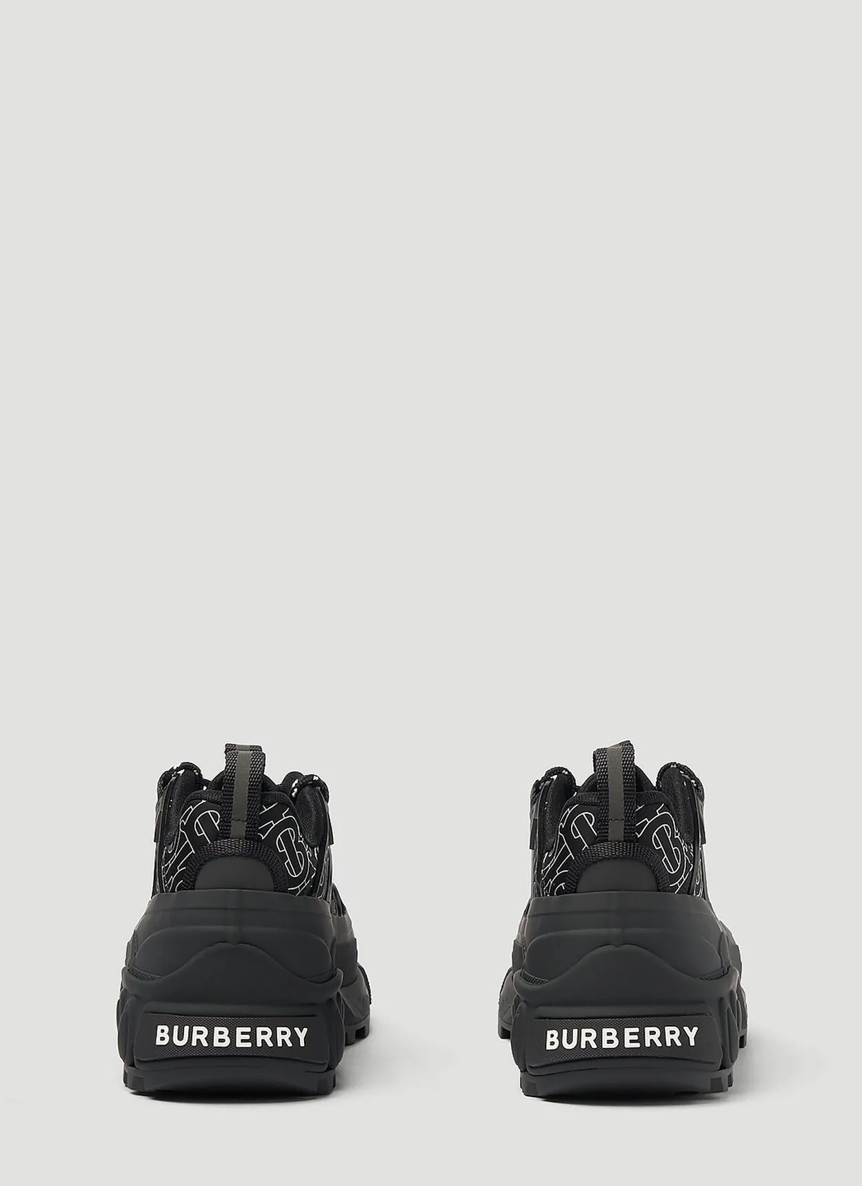 BURBERRY ARTHUR TB MONOGRAM SNEAKERS