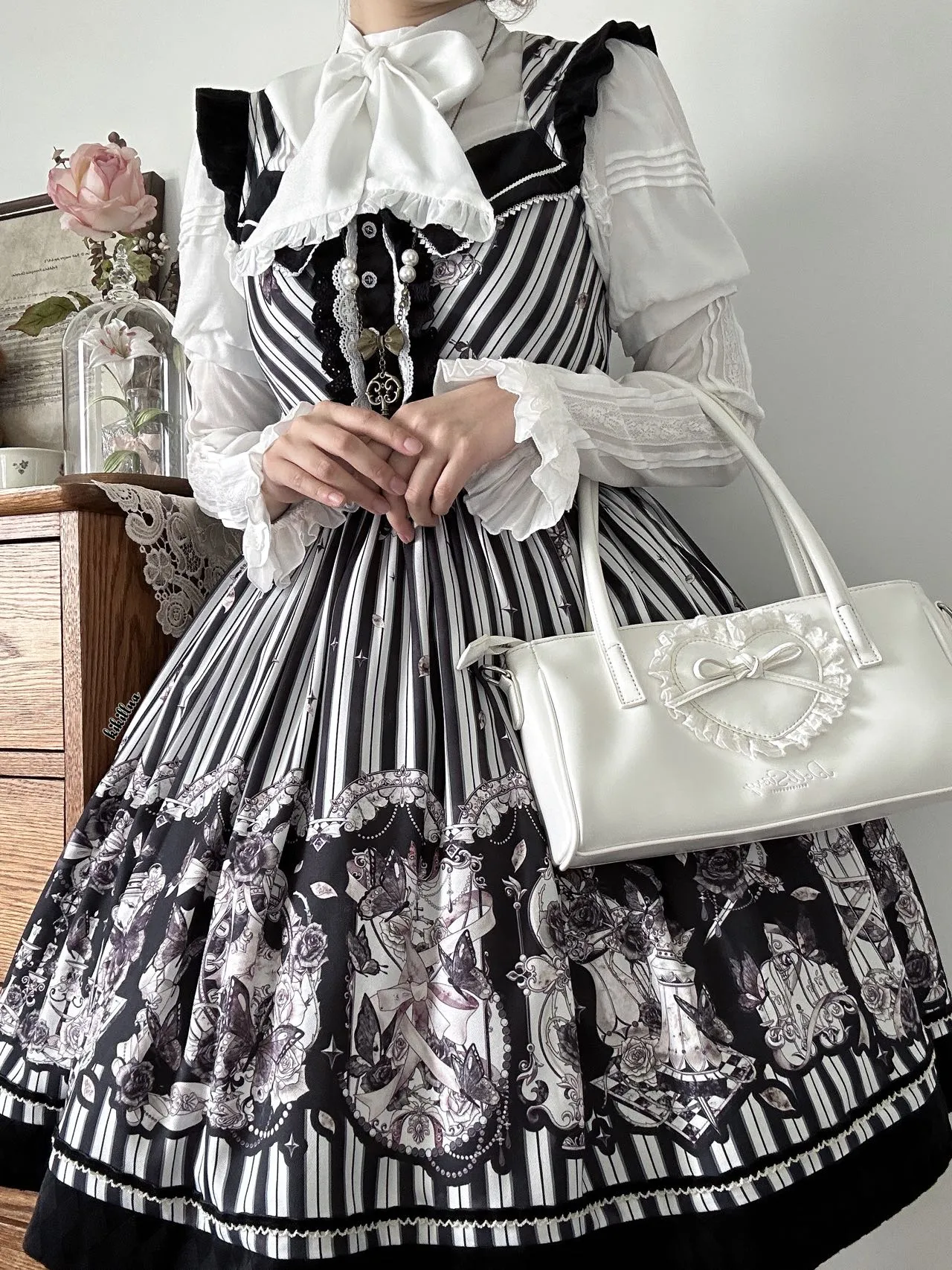(Buyforme)Little Bear~Gothic Lolita Black and White Striped JSK Set