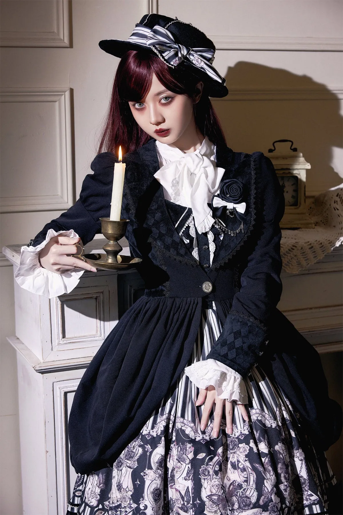 (Buyforme)Little Bear~Gothic Lolita Black and White Striped JSK Set
