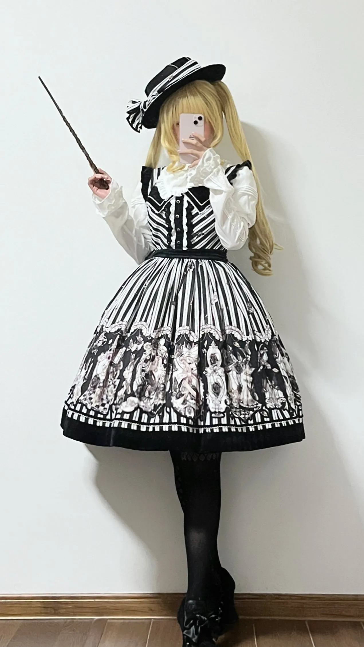 (Buyforme)Little Bear~Gothic Lolita Black and White Striped JSK Set