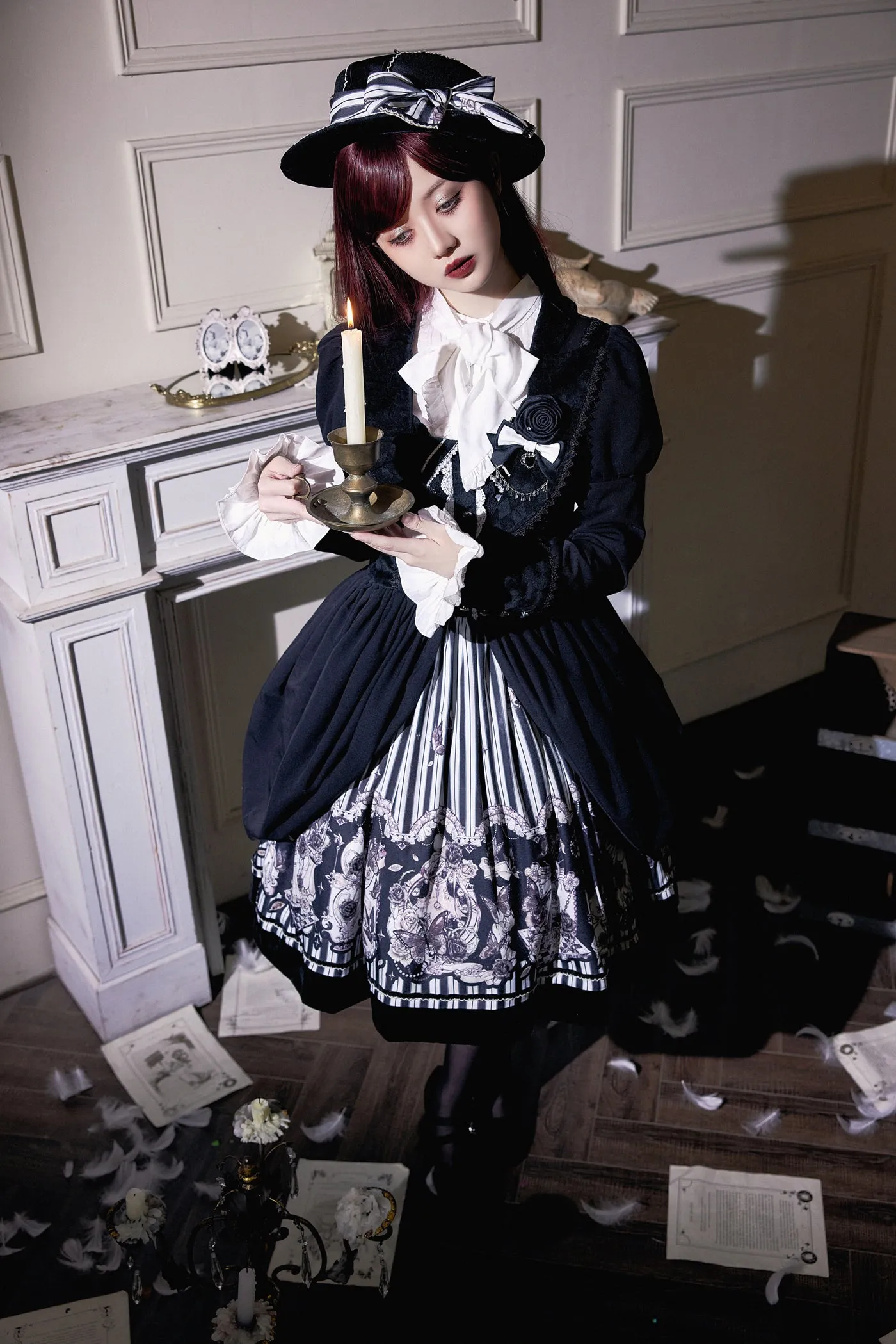 (Buyforme)Little Bear~Gothic Lolita Black and White Striped JSK Set
